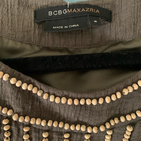 BCBG wooden bead pattern dress in olive green - Picture 3 of 11